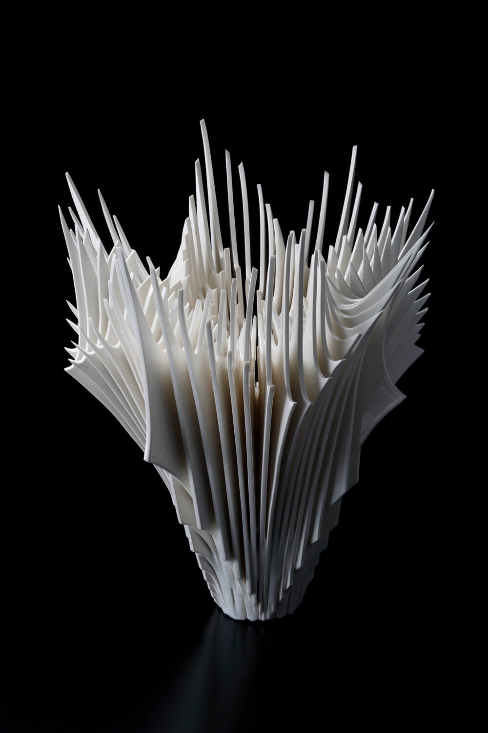 Yuki Nara’s ‘Architectural’ Ceramics / Pen ペン