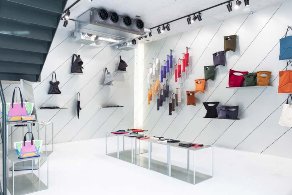 Gods uddanne Helt tør Good Goods Issey Miyake, Now in Daikanyama, is Chock-full of Accessories  for Design Maniacs / Pen ペン