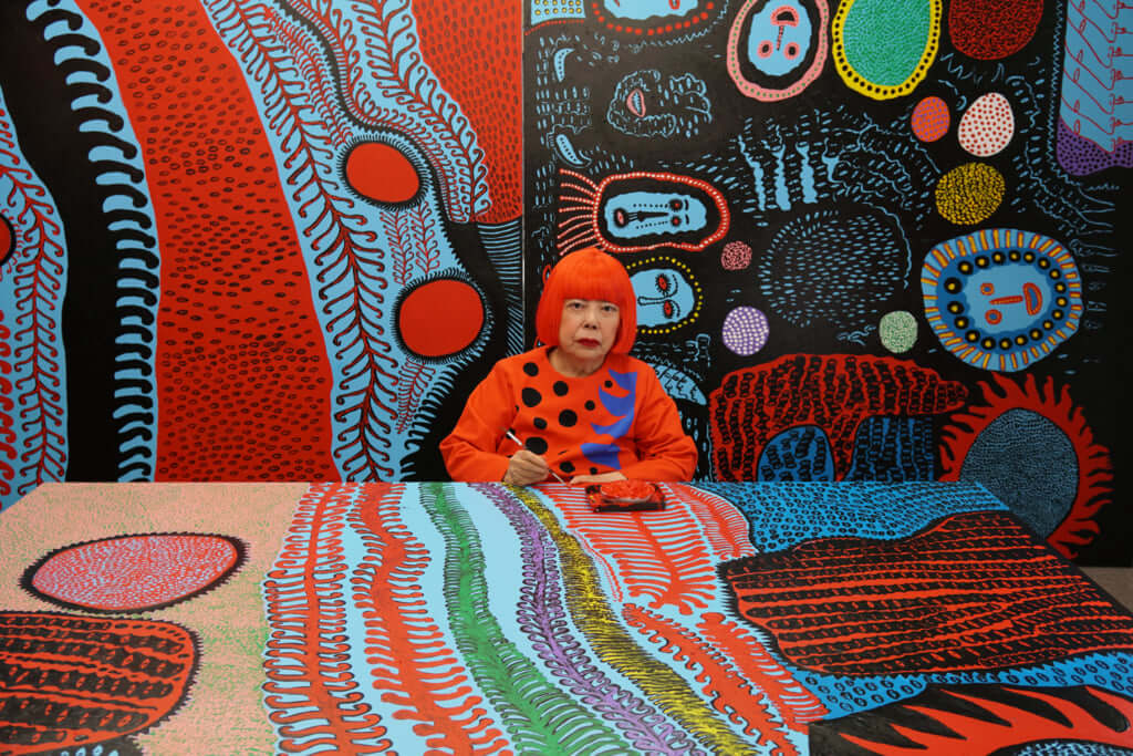 Video: Robotic replica of Japanese artist Yayoi Kusama paints