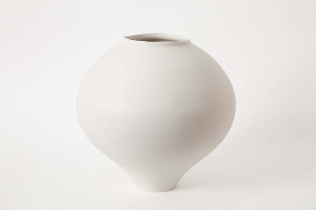 Taizo Kuroda, Master of White Porcelain / Pen ペン