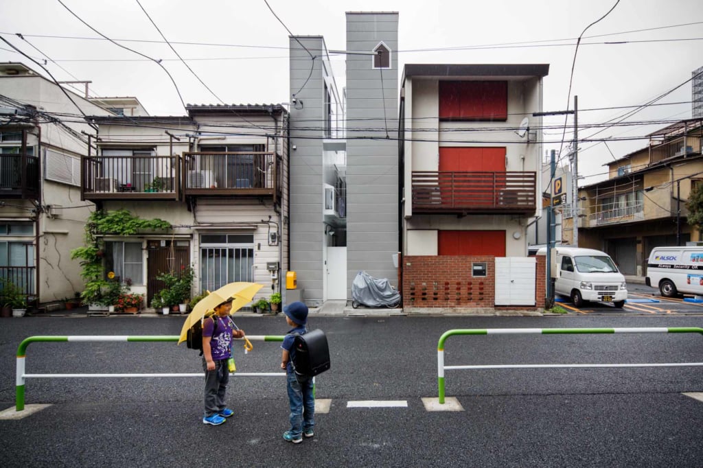 Tokyo no ie', an Architectural Stroll / Pen ペン