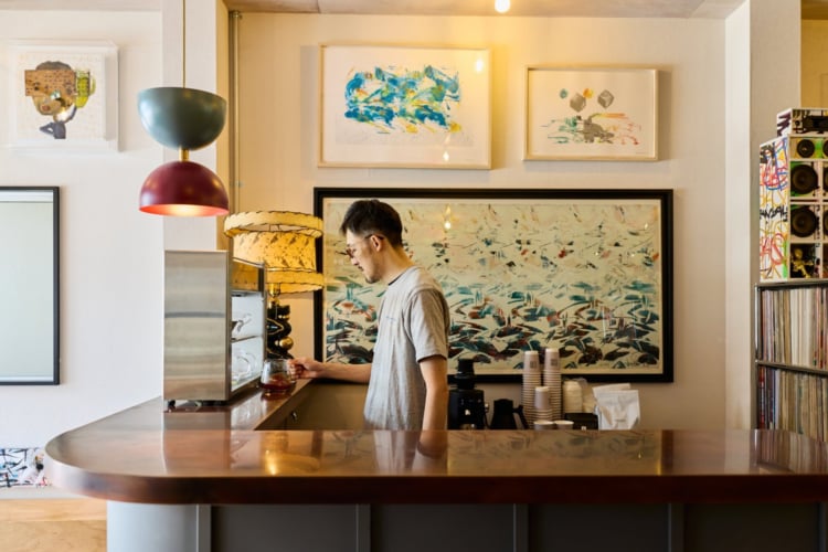 Radio Cultura: A Coffee-Drinking ‘Radio Station’ Inspired by São Paulo, Now in Kikukawa